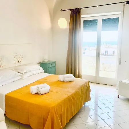 Guest house La Zagara By Caprirooms