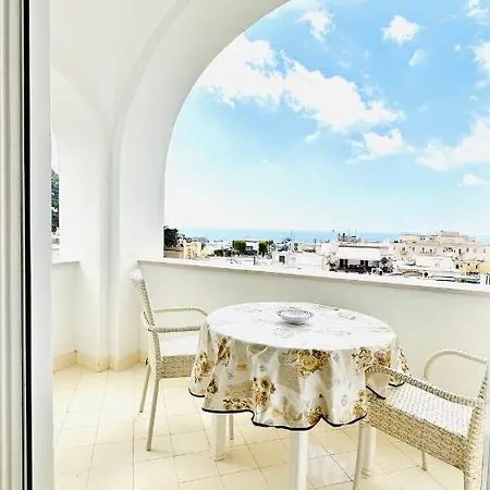 Guest house La Zagara By Caprirooms